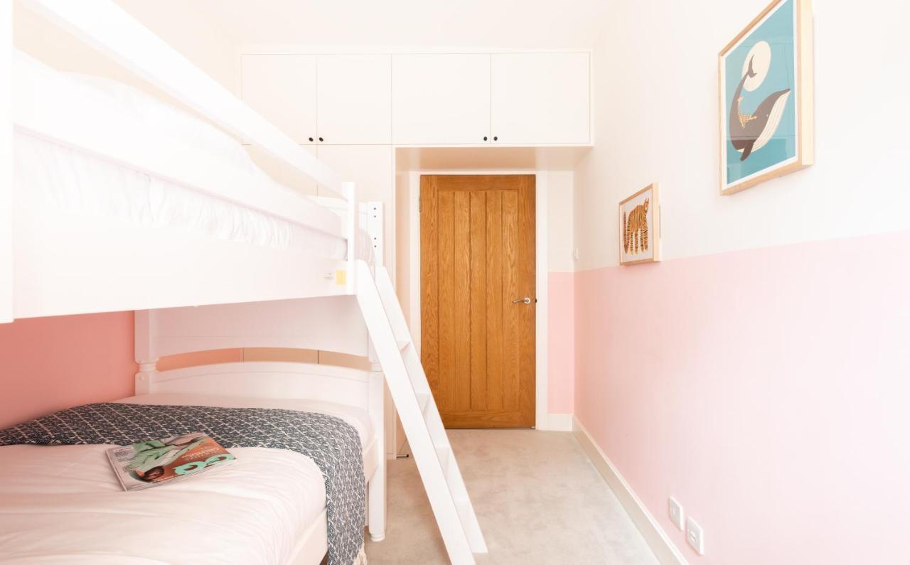 Апартаменты The Chelsea Arms - Bright 3Bdr With Garden & Private Parking Лондон Экстерьер фото